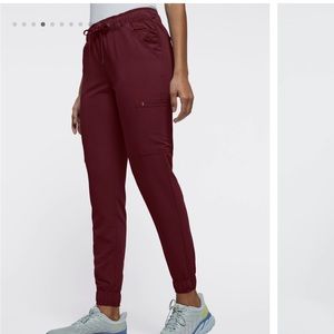 Jannuu- Mesh enhance Scrub Jogger- size small- Wine